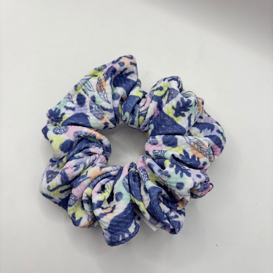 #114 Standard Scrunchie