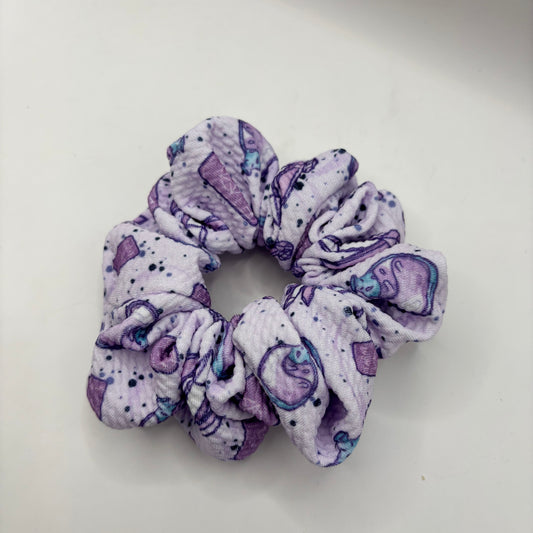 #117 Standard Scrunchie
