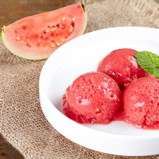 Lychee & Guava Sorbet Candle (300g)