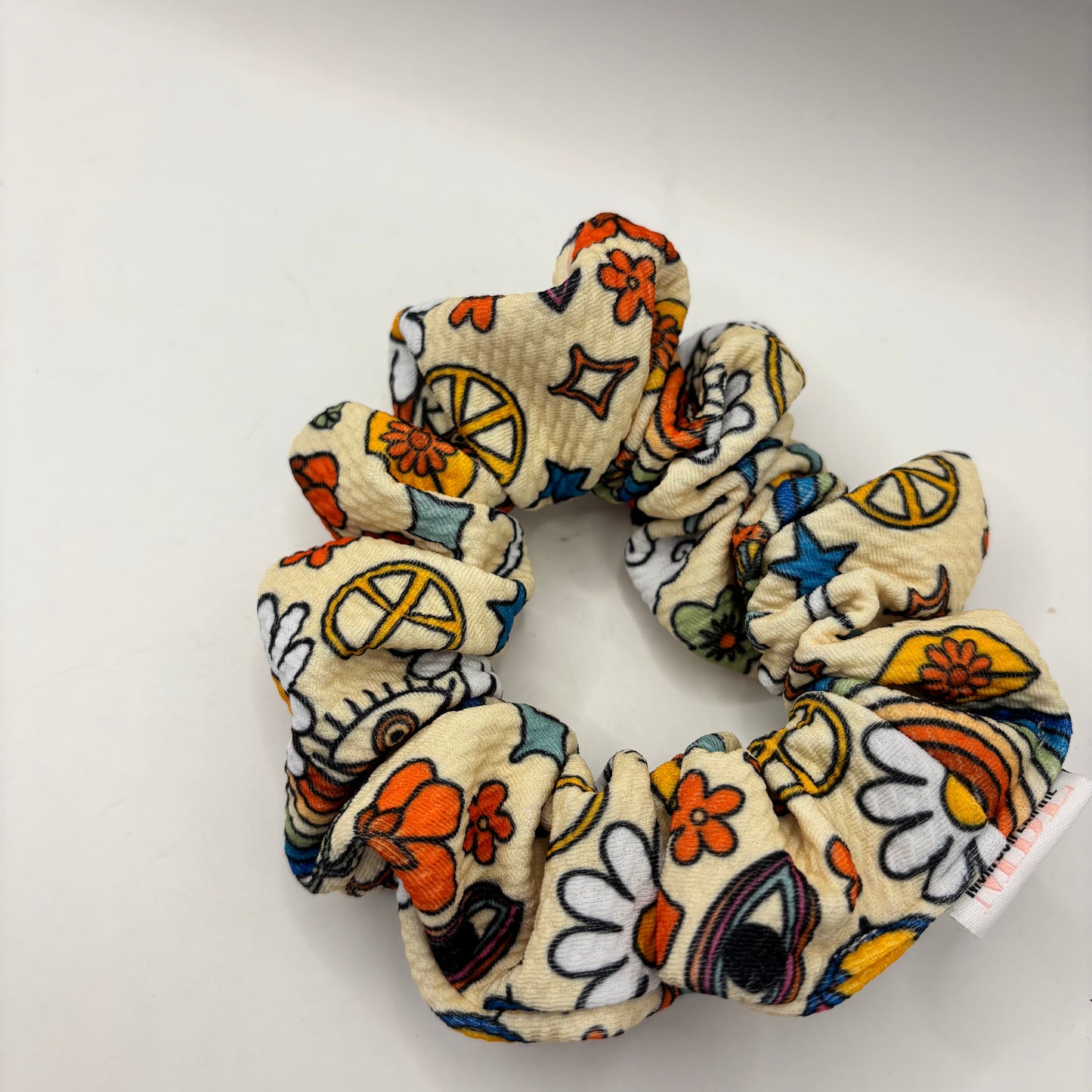#136 Standard Scrunchie