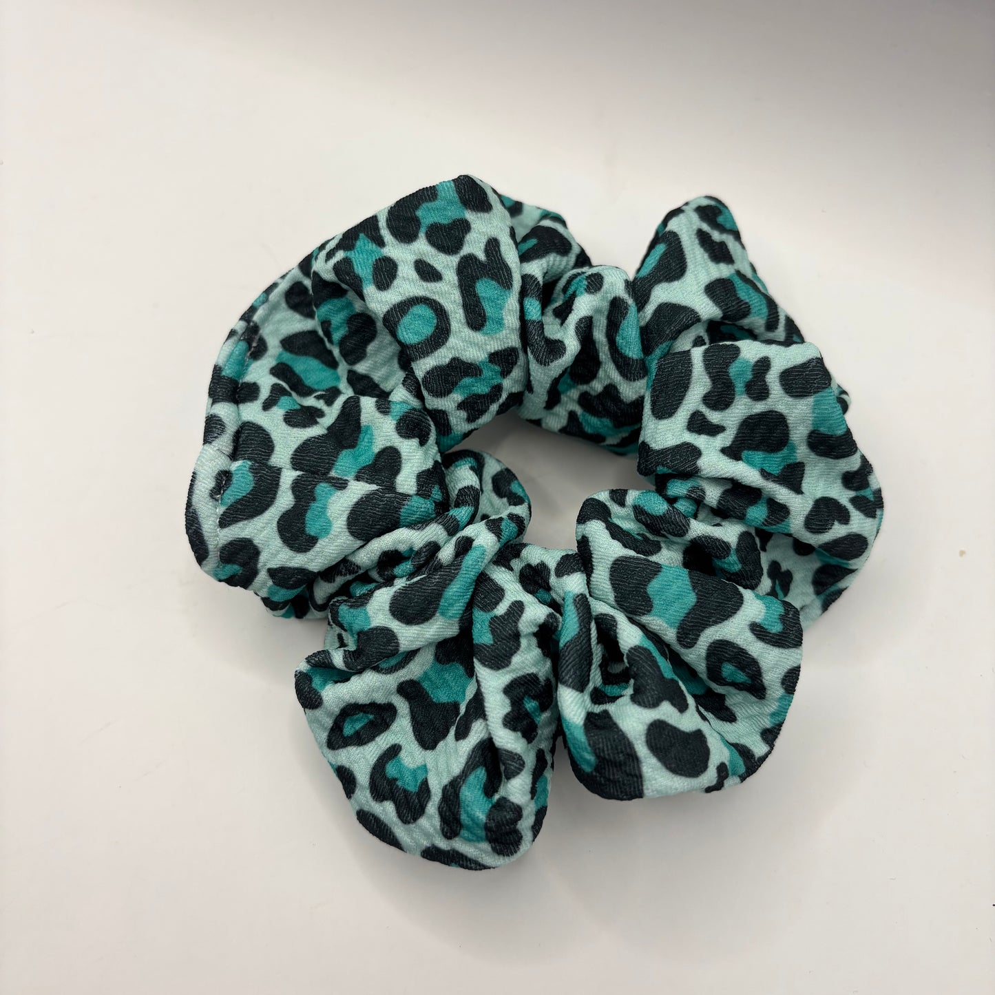 #140 Standard Scrunchie
