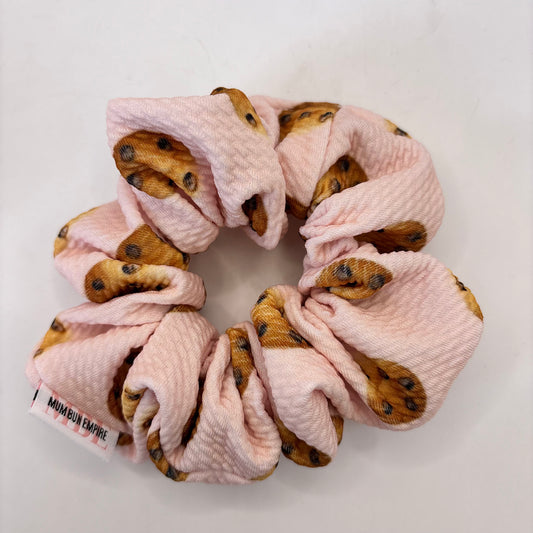 #43 Standard Scrunchie