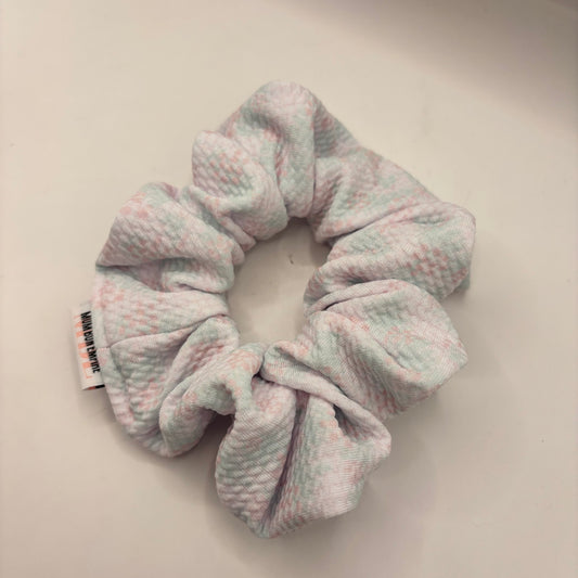 #88 Standard Scrunchie