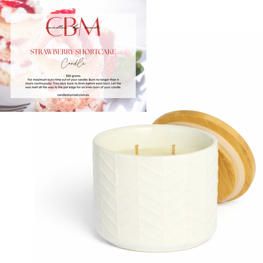 Strawberry Shortcake Candle (300 grams)