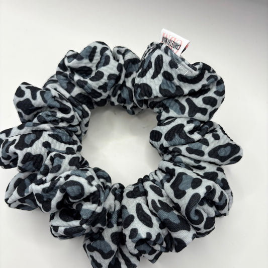 #15 XL Scrunchie